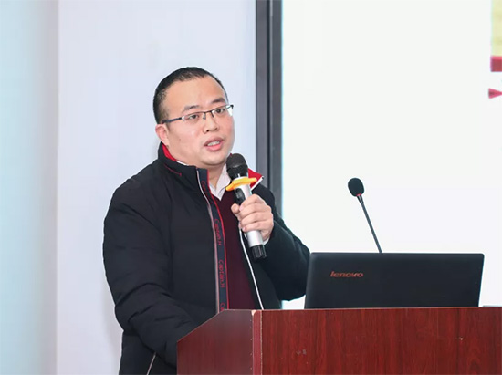 引傳統(tǒng)生產(chǎn)走新路,促轉(zhuǎn)型發(fā)展開(kāi)新局——河南省肥料協(xié)會(huì)2020年年會(huì)在新鄉(xiāng)召開(kāi)! 引傳統(tǒng)生產(chǎn)走新路,促轉(zhuǎn)型發(fā)展開(kāi)新局——河南省肥料協(xié)會(huì)2020年年會(huì)在新鄉(xiāng)召開(kāi)!